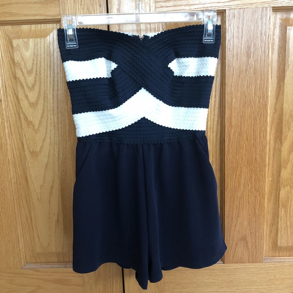 Romper - Picture 3 of 4
